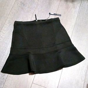 HARVE' BENARD Neoprene Fit to Flare Mini Black Size L NEW WITH TAGS!